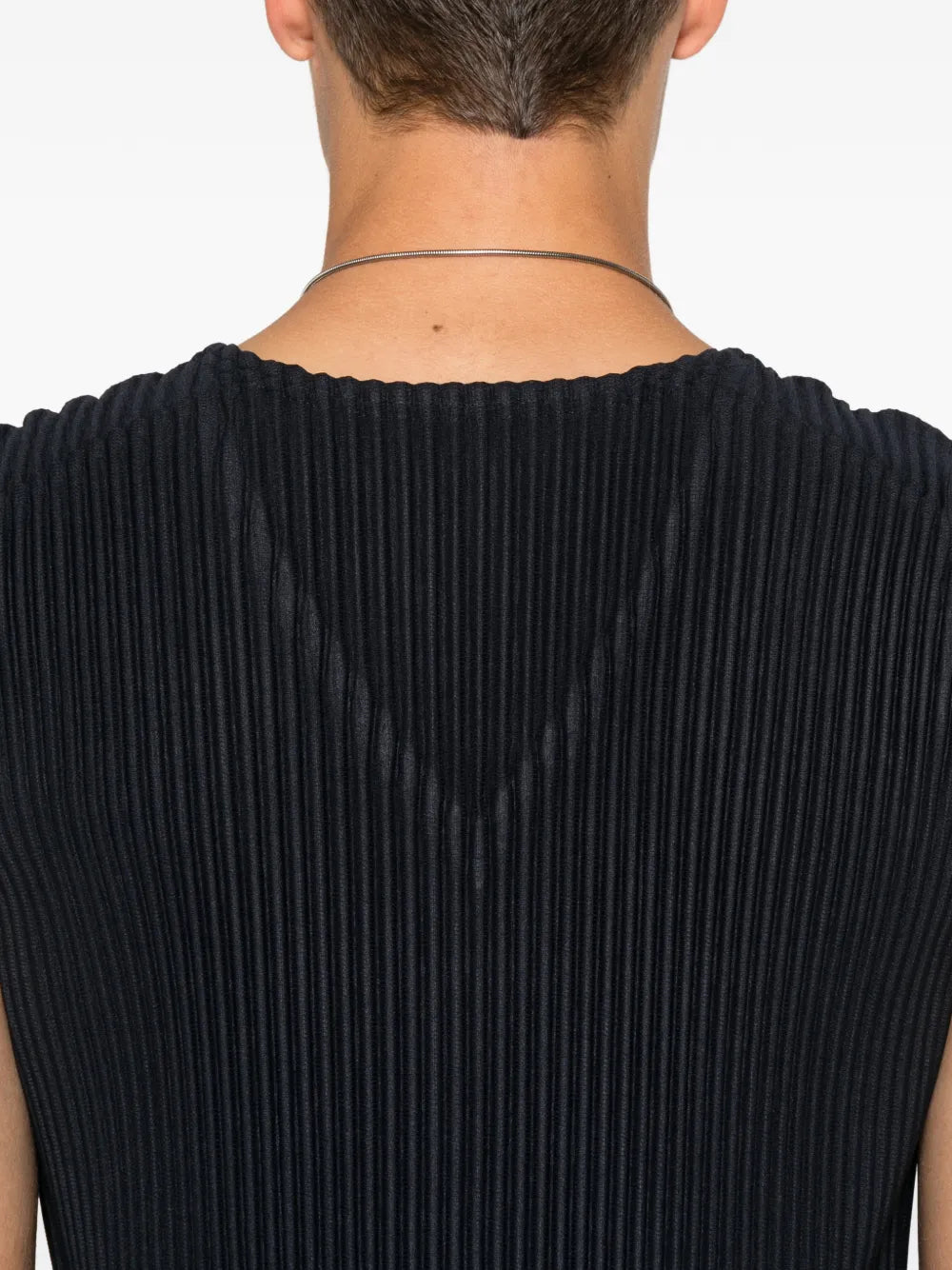 Gilet Smanicato con Scollo a V Plissé Homme Plissé Issey Miyake