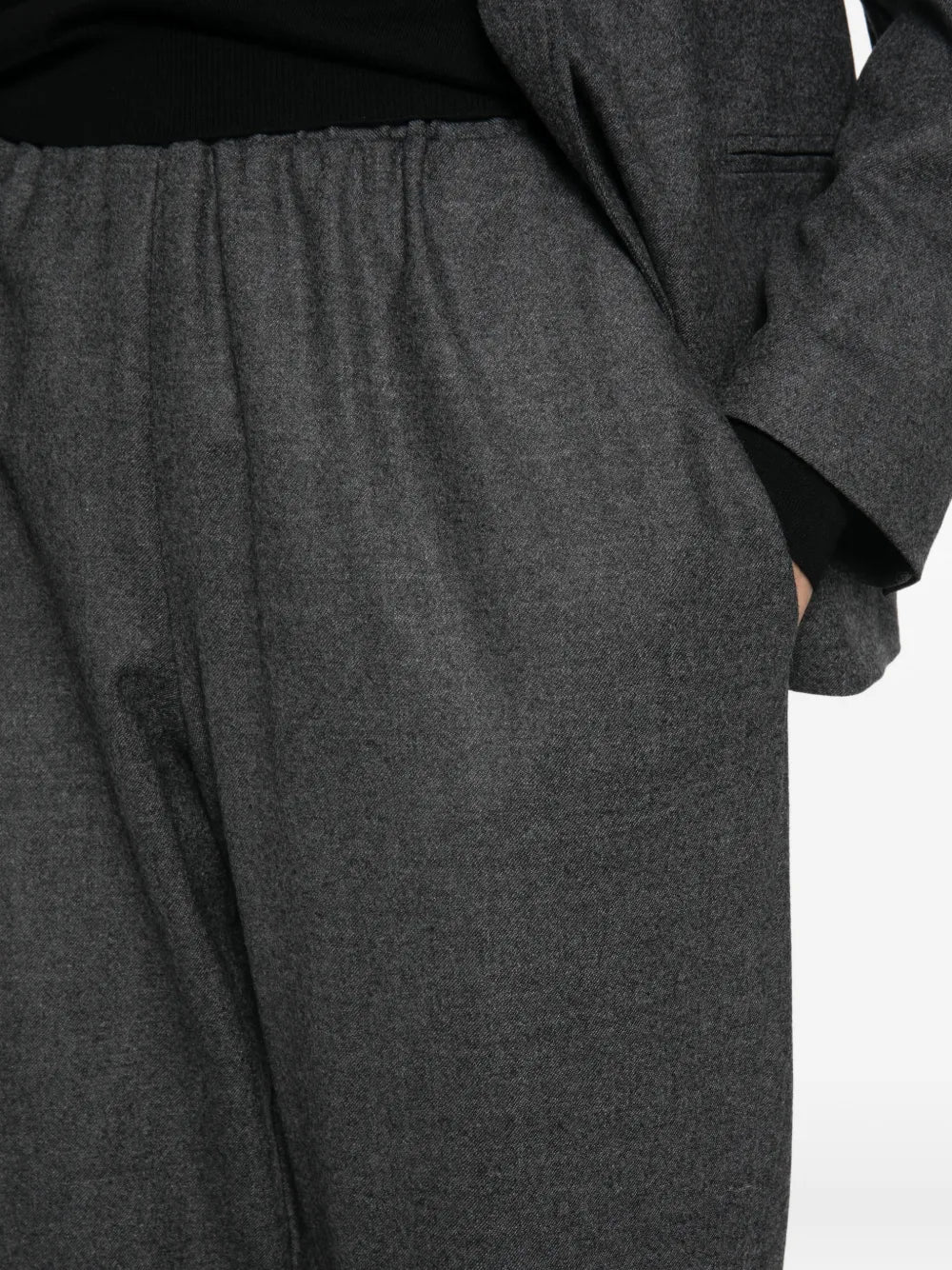 Carrot Pantaloni in Lana con Cavallo Basso